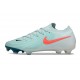 Bota Nike Phantom Luna 2 Elite FG Menta Rojo Atómico Negro