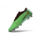 Bota de Futbol Nike Phantom 6 Low Elite FG Verde Dorado