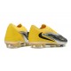 Bota de Futbol Nike Phantom 6 Low Elite FG Amarillo Negro Plateado