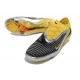 Bota de Futbol Nike Phantom 6 Low Elite FG Amarillo Negro Plateado