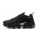 Zapatillas - Nike Air VaporMax Plus Negro Oro