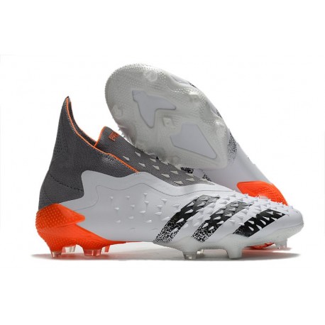 Bota de fútbol adidas Predator Freak + FG Blanco Hierro Metálico Rojo Solar